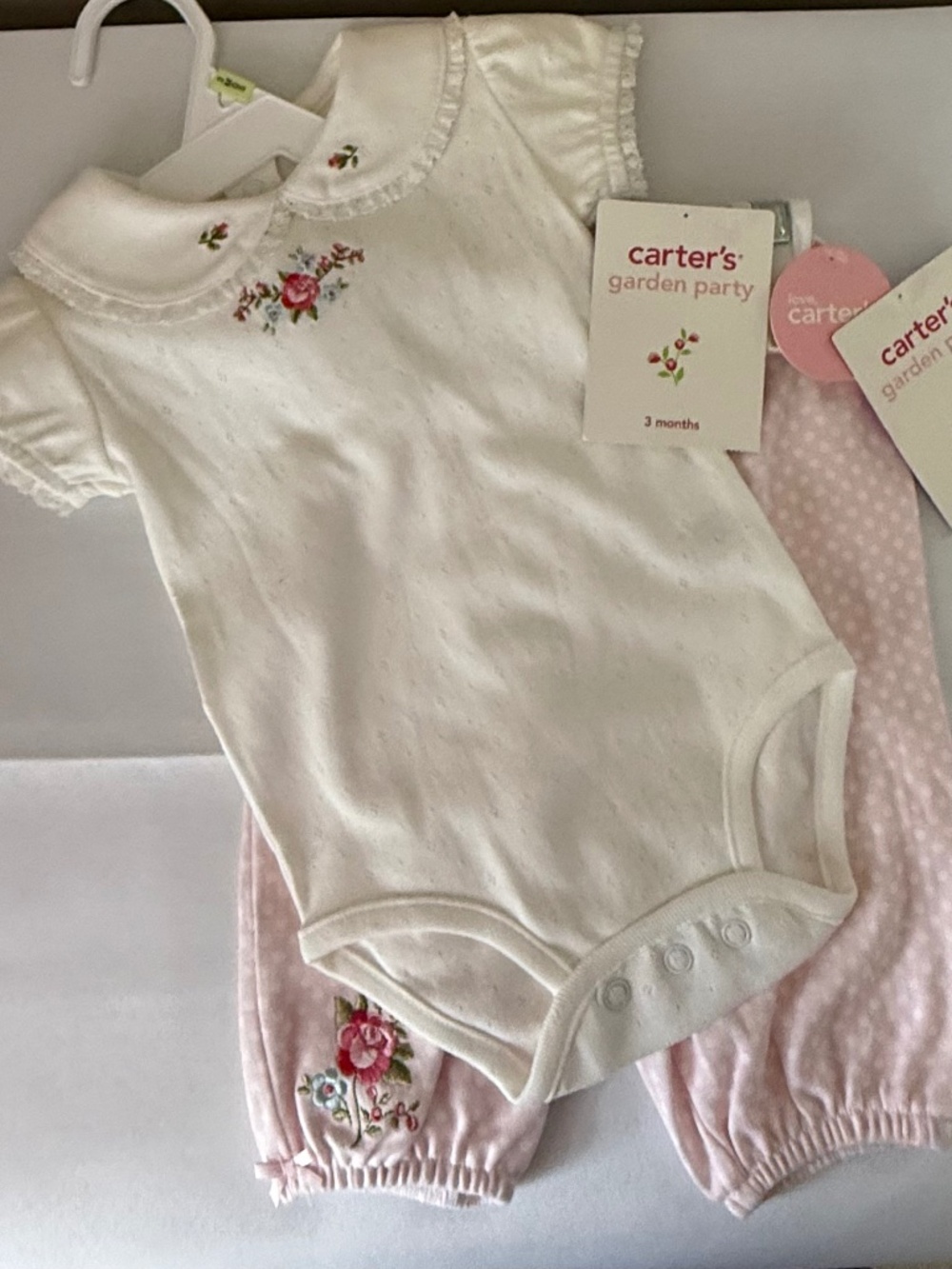 Baby Girls Carters Garden Party Outfit NWT 0-3 months